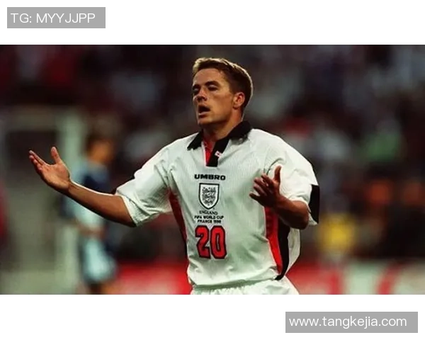 英格兰足球传奇欧文的辉煌生涯与成就全景解析